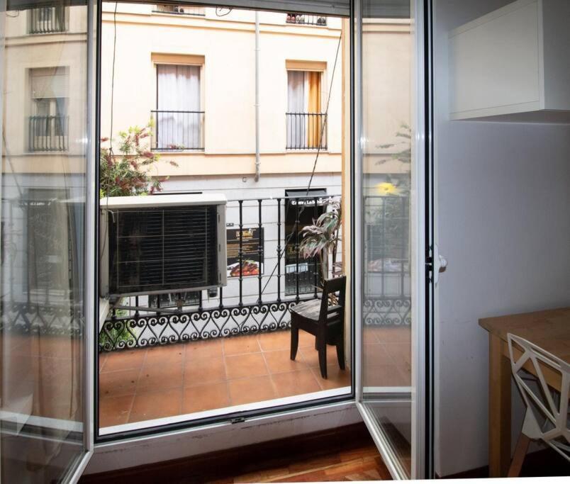 Exclusivo Y Acogedor Apartamento Con Balcon En Chueca, Con Aire Acondicionado Y Calefaccion Madrid Exterior foto
