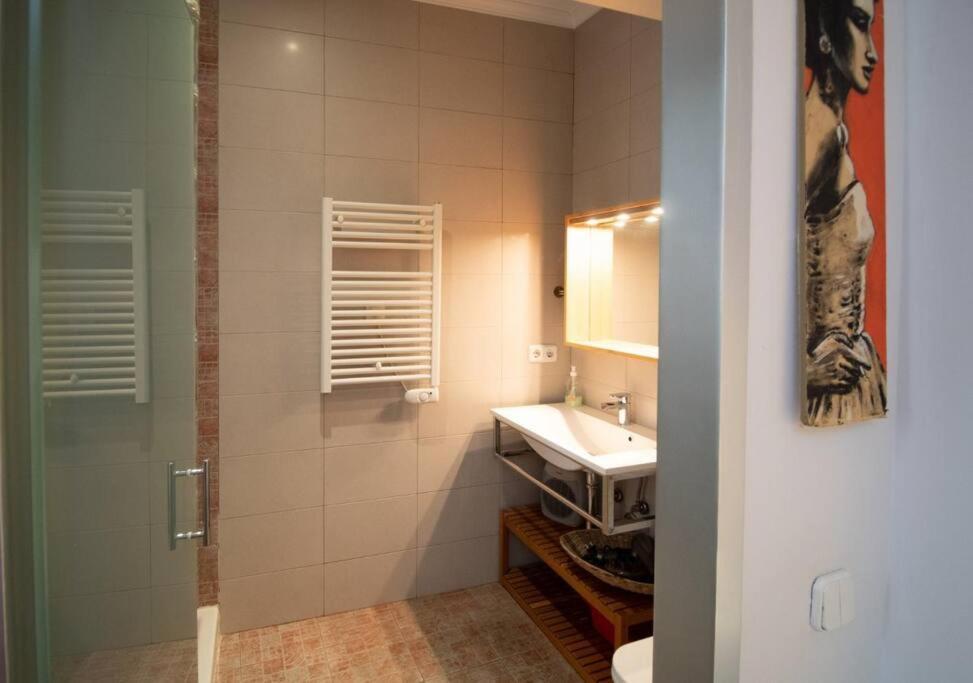 Exclusivo Y Acogedor Apartamento Con Balcon En Chueca, Con Aire Acondicionado Y Calefaccion Madrid Exterior foto
